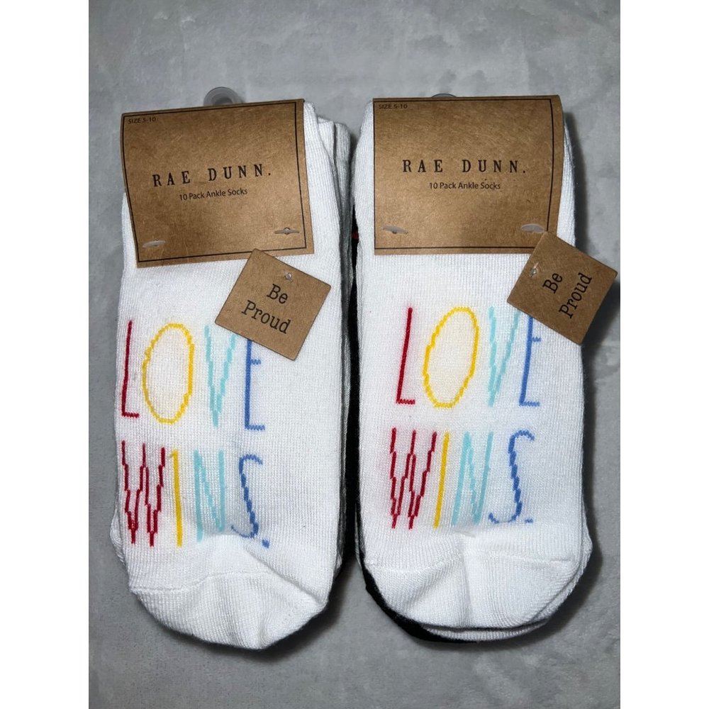 New Rae Dunn Be Proud Set of 20 Pride Socks
